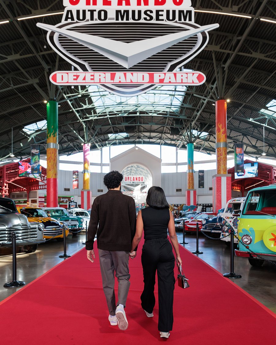 Orlando Auto Museum entrance at Dezerland Park